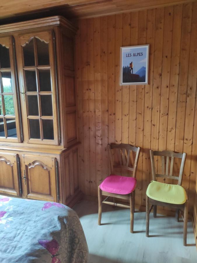 Bel Appartement Au Rez De Chaussee D'Un Chalet Jarrier Exterior foto
