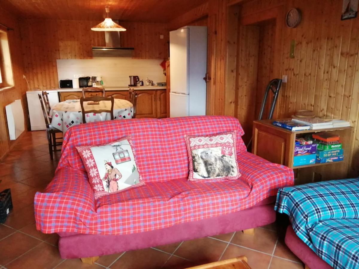 Bel Appartement Au Rez De Chaussee D'Un Chalet Jarrier Exterior foto