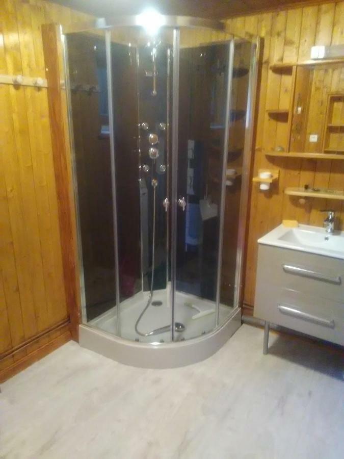 Bel Appartement Au Rez De Chaussee D'Un Chalet Jarrier Exterior foto